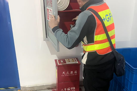 �����z�y(c��)