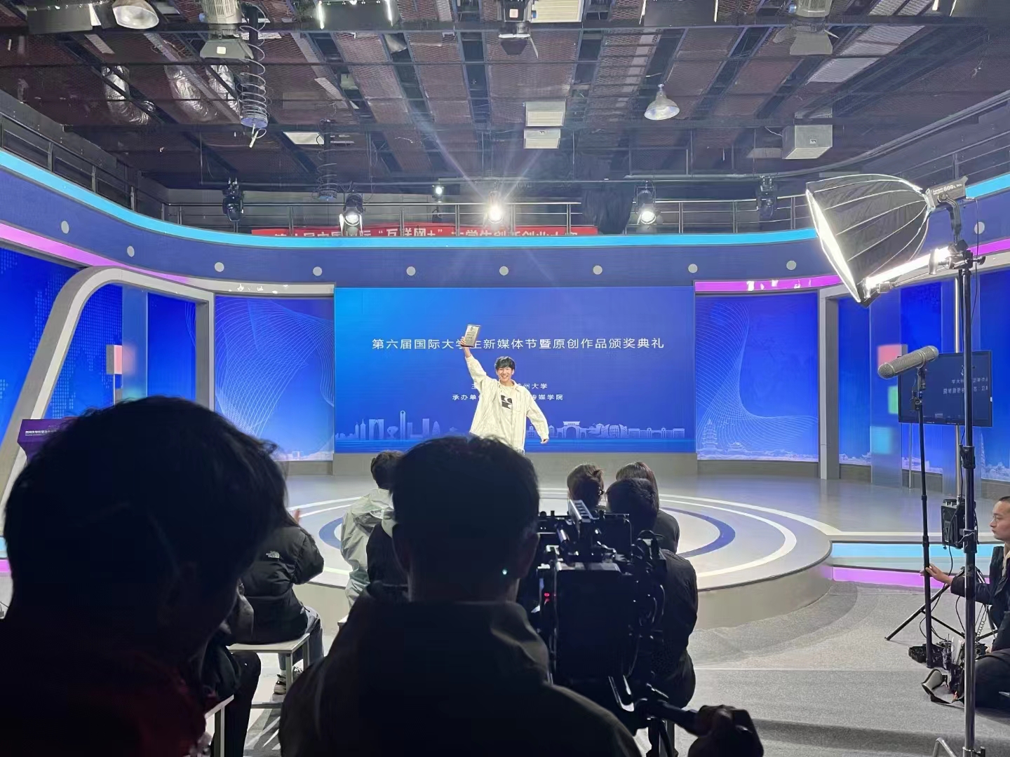 解析高校宣傳片的科學(xué)正確的打開方式